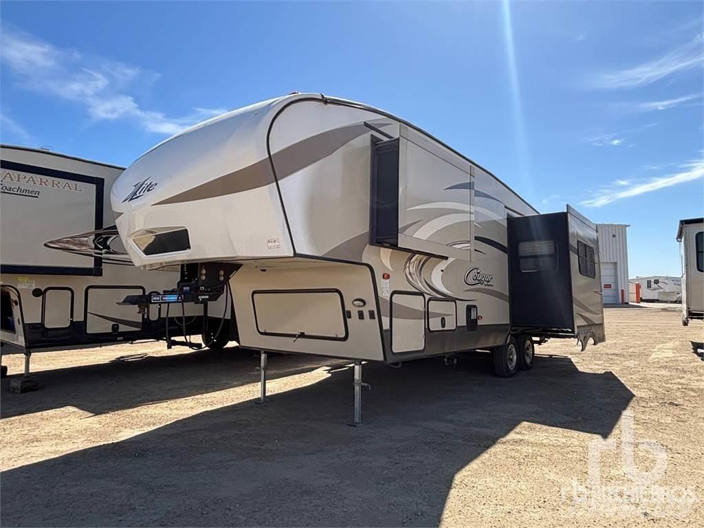 Cougar 27RDB Light trailers