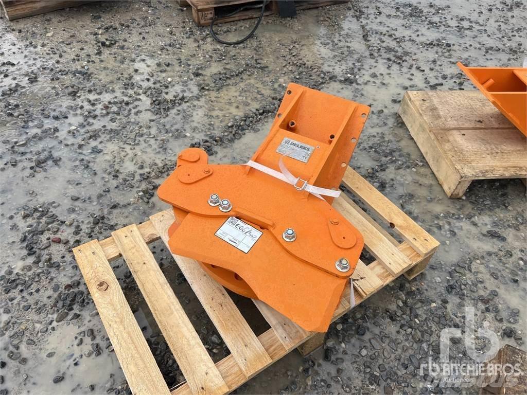 Deleks CF11 Tracked dumpers