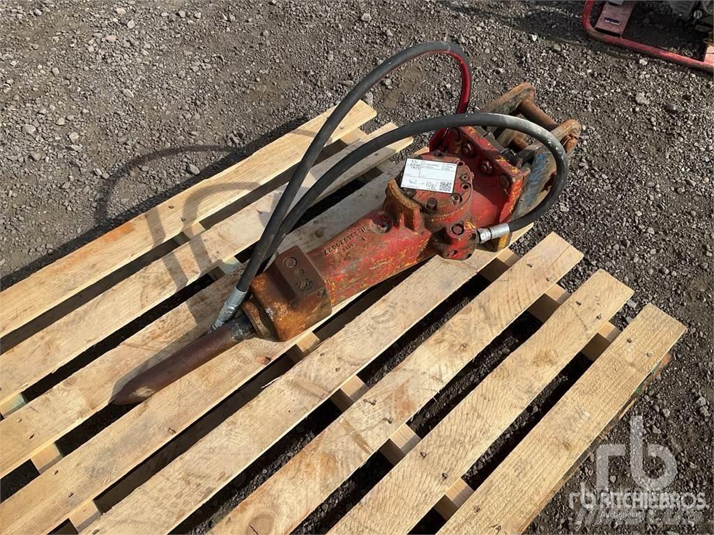 Epiroc SB102 Hammers / Breakers