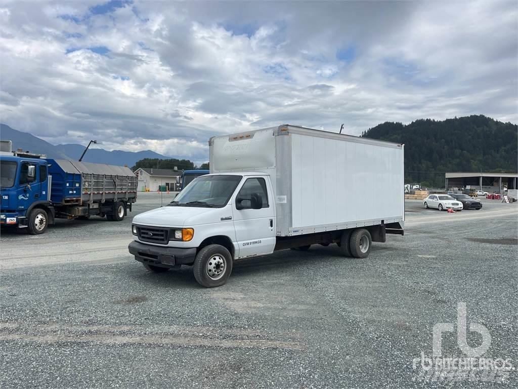 Ford E350 Panel vans