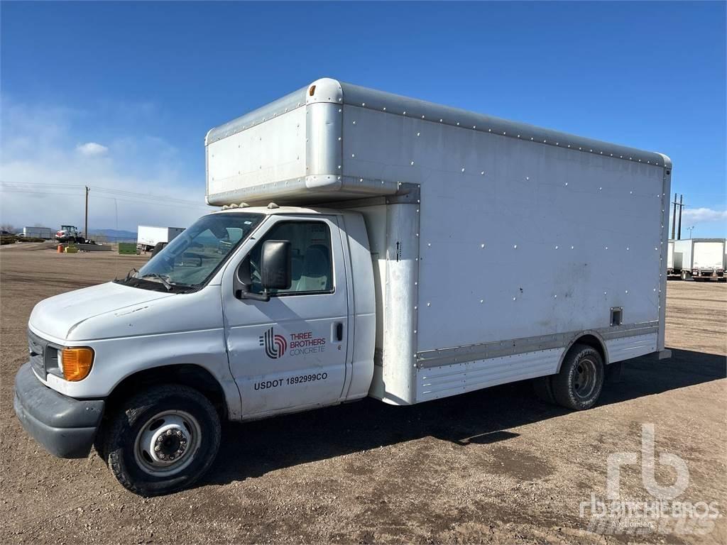 Ford E450 Panel vans