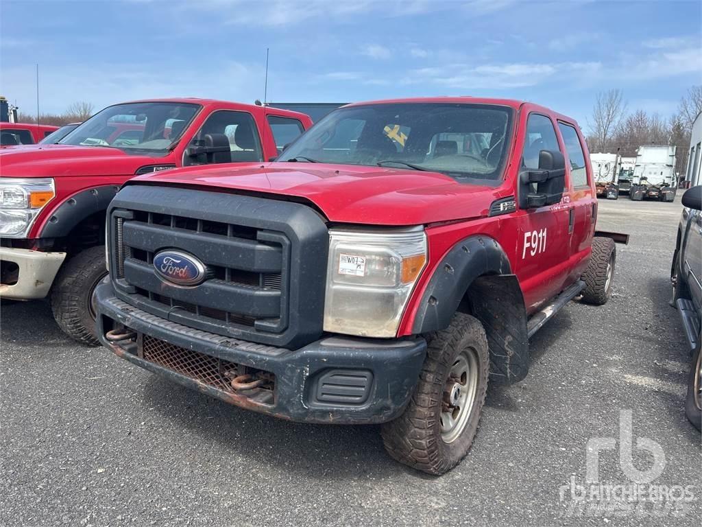 Ford F-250 Chassis Cab trucks