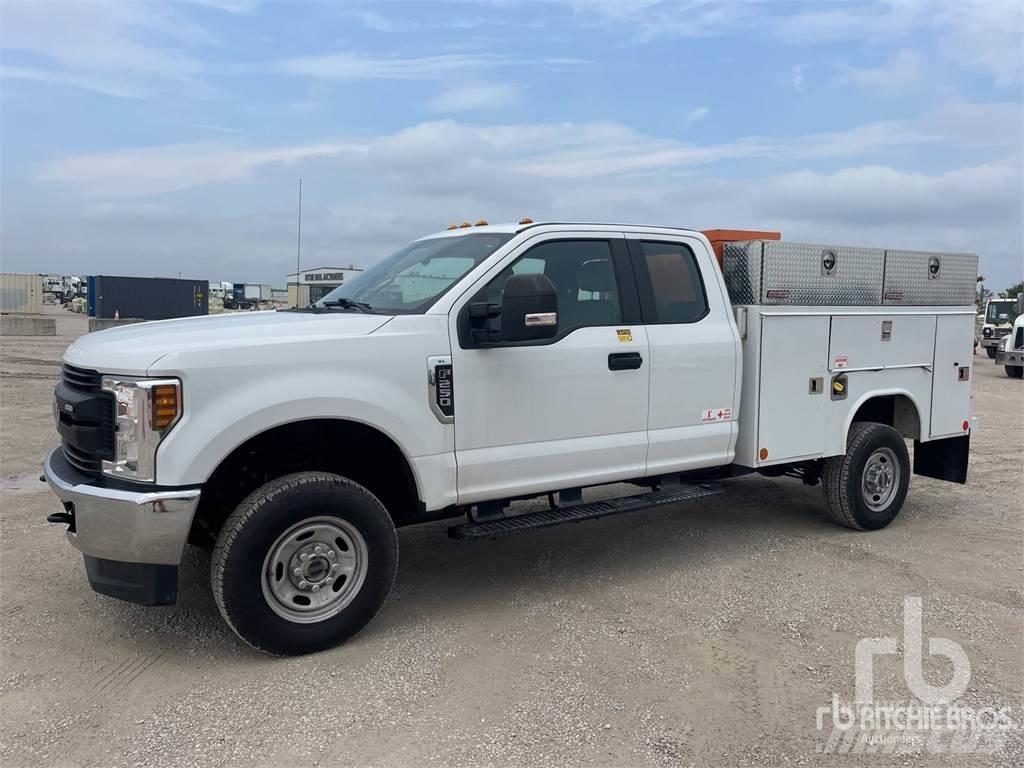 Ford F-250 Municipal / general purpose vehicles