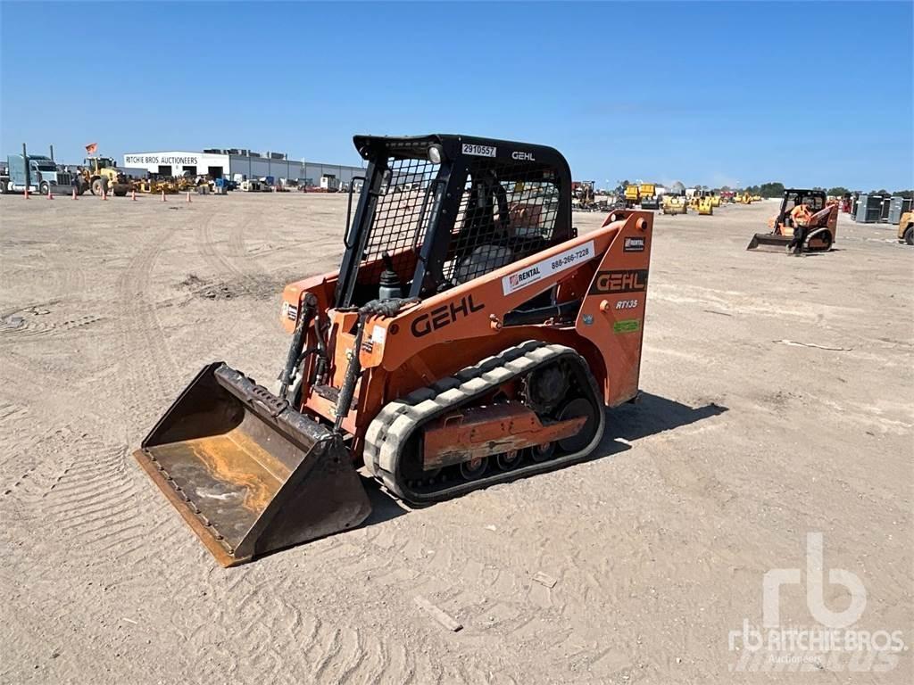 Gehl RT135 Skid steer loaders