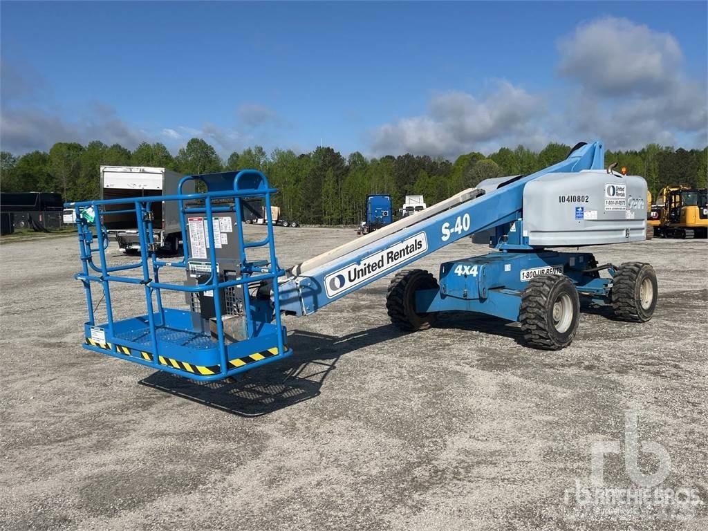 Genie S40 Articulated boom lifts