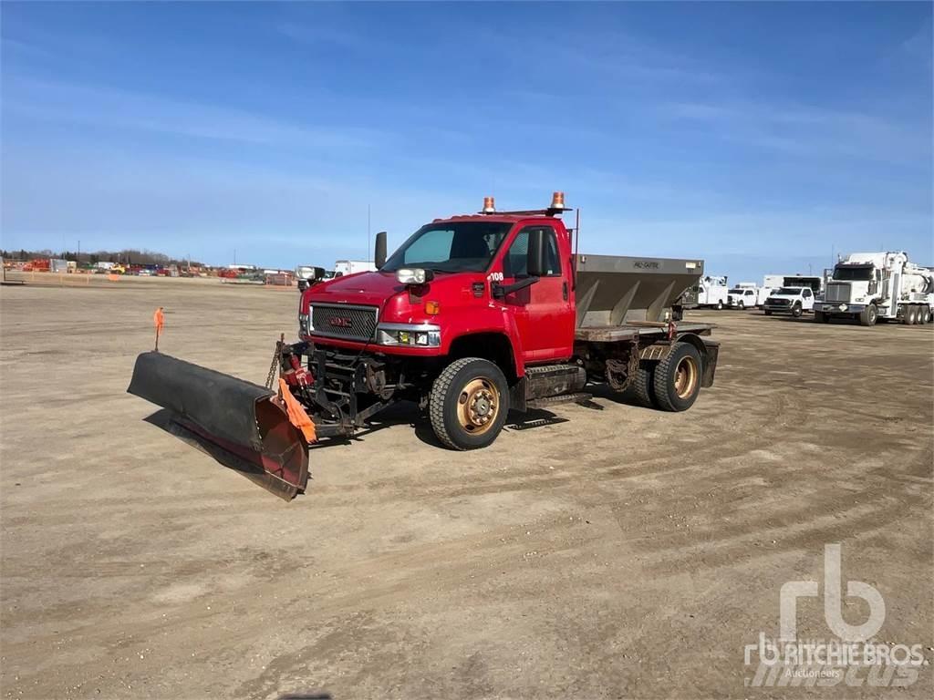 GMC C5500 Snow blades and plows