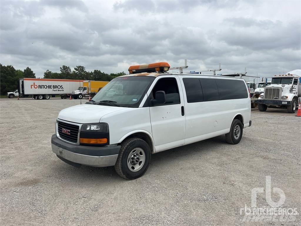 GMC G3500 Panel vans