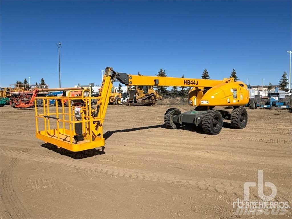 Haulotte HB44J Articulated boom lifts