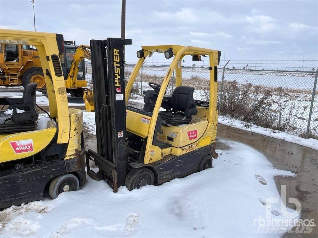 Hyster S30FT Diesel trucks