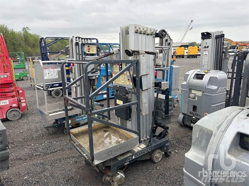 JLG 30AM Articulated boom lifts