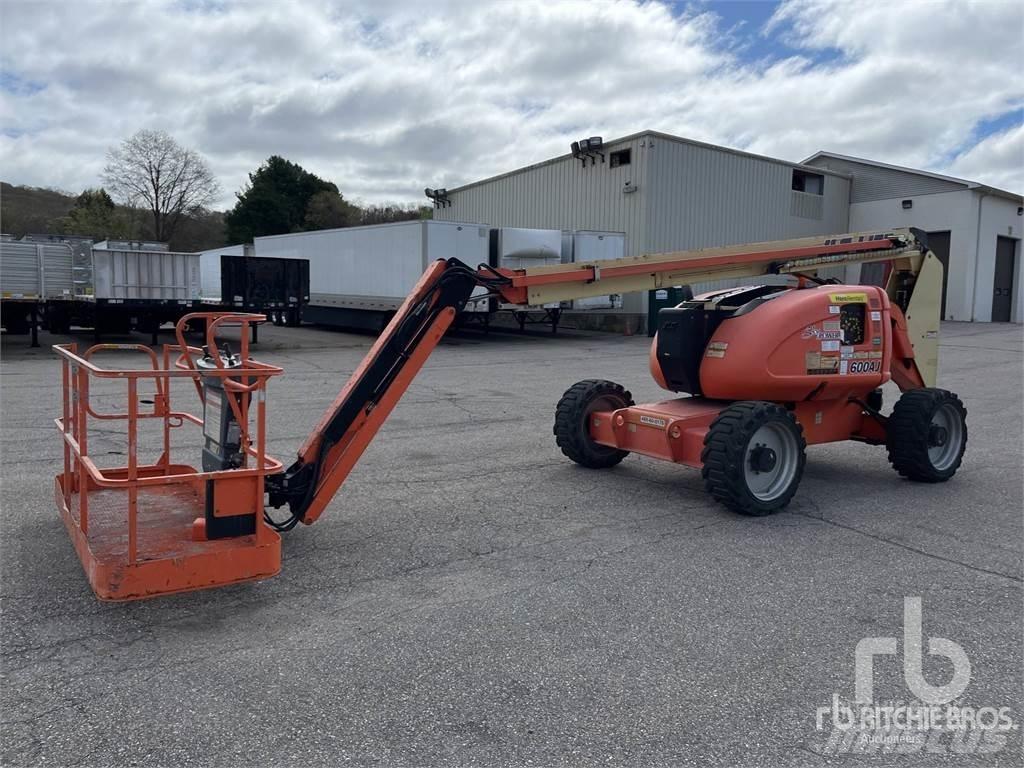 JLG 600AJ Articulated boom lifts