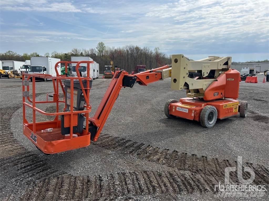 JLG E400AJPN Articulated boom lifts