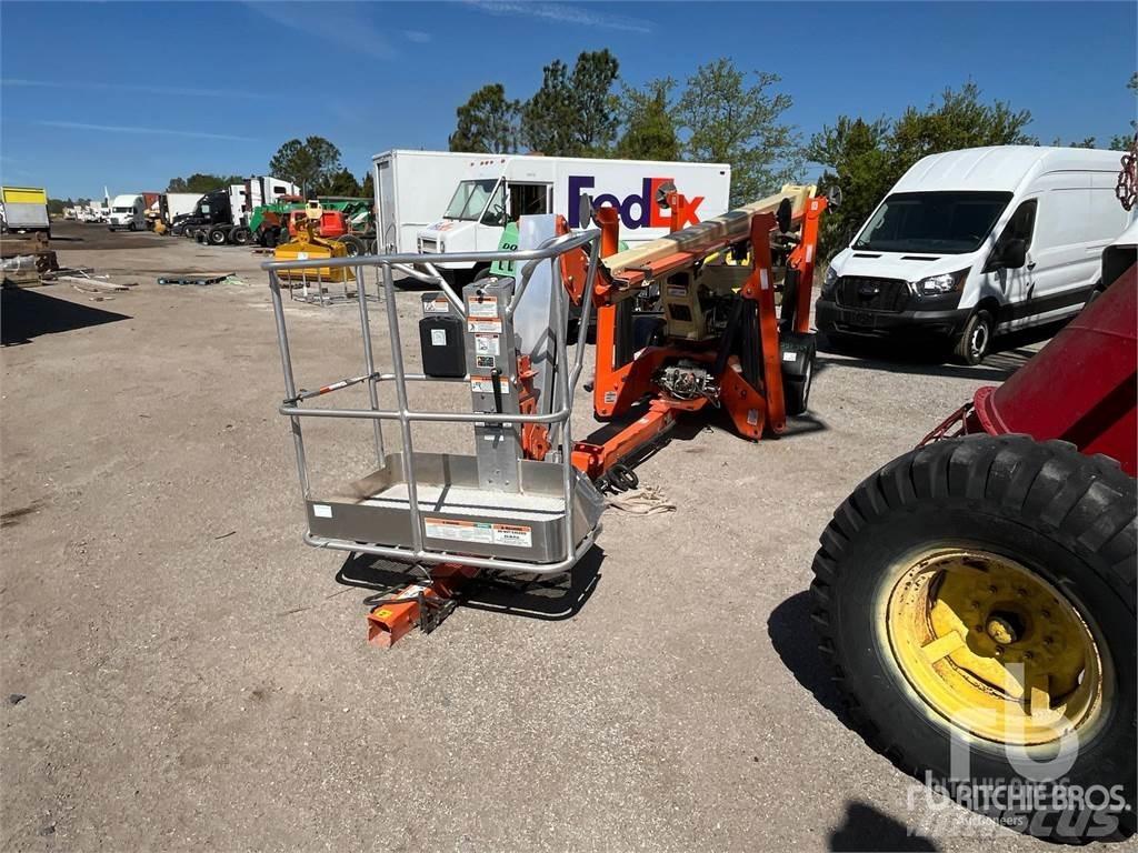 JLG T500J Articulated boom lifts