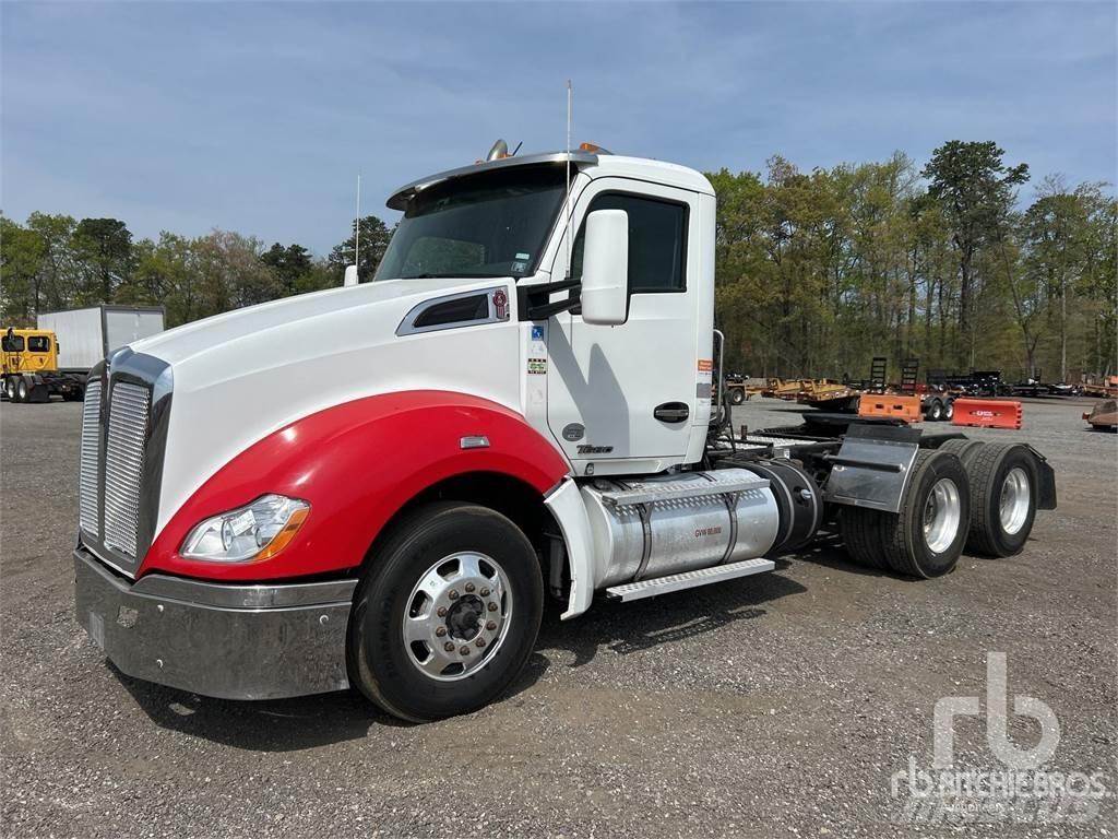 Kenworth T-680 Prime Movers