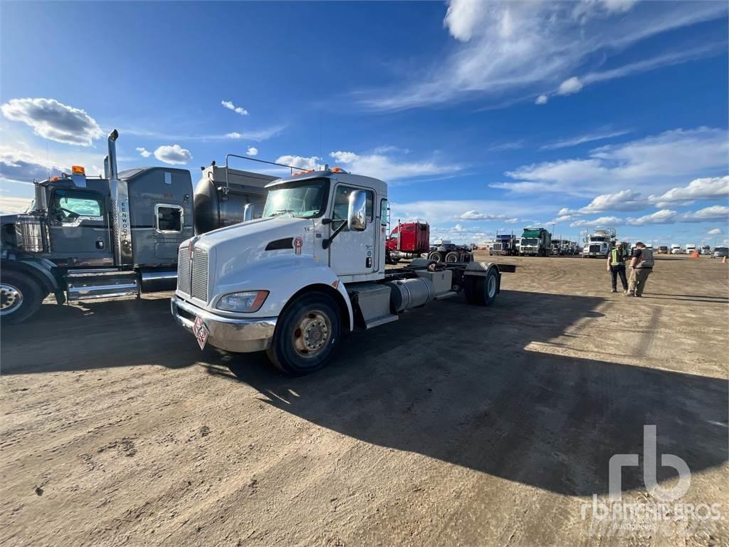 Kenworth T370 Chassis Cab trucks