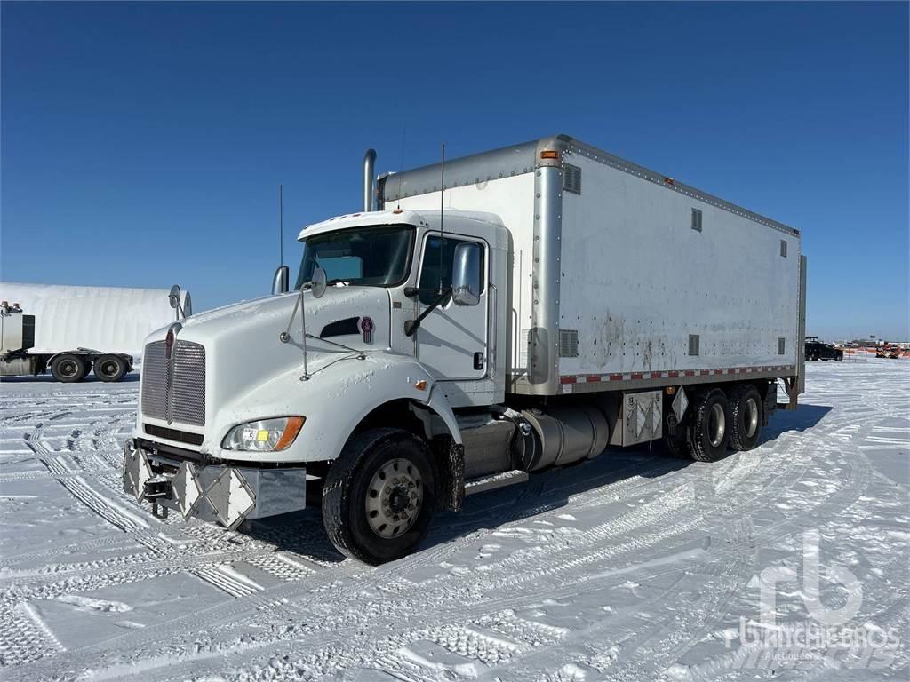 Kenworth T440 Panel vans