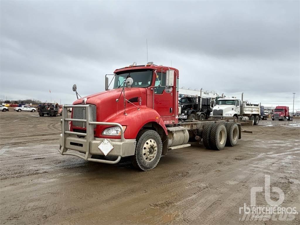 Kenworth T440 Chassis Cab trucks