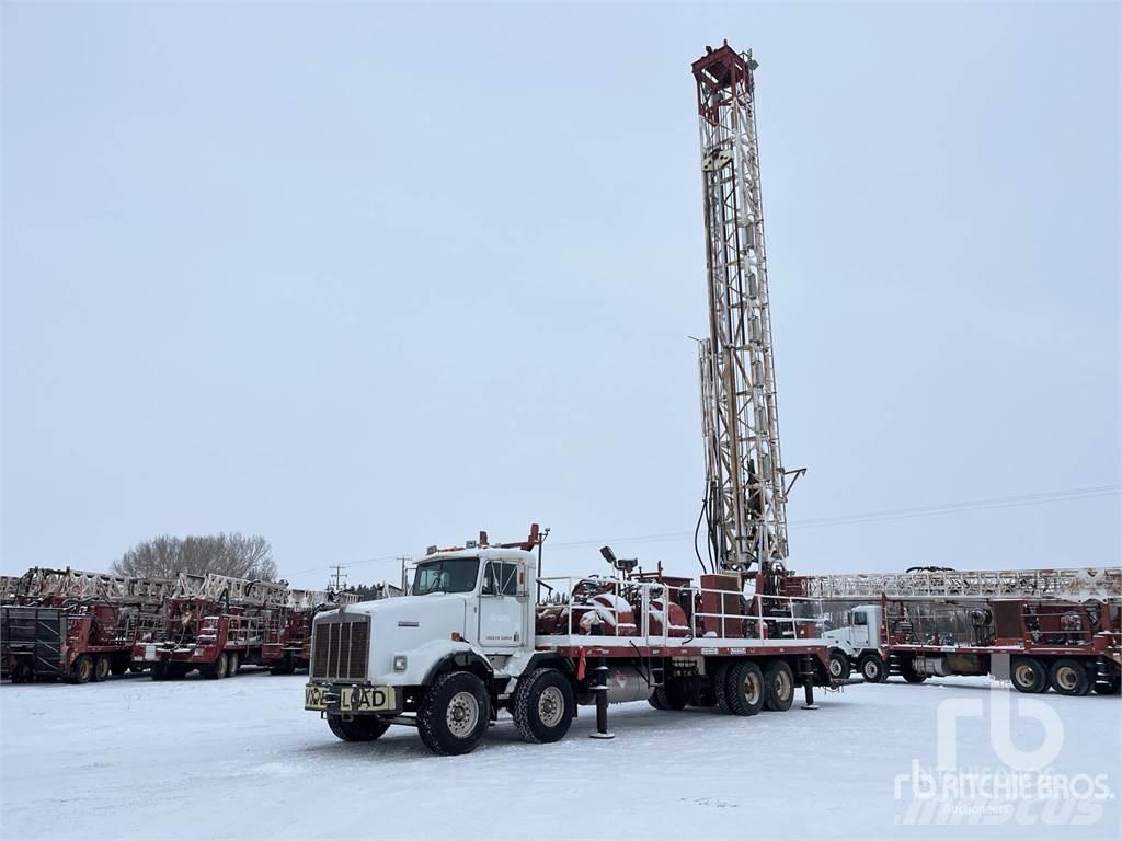 Kenworth T800 Truck mounted drill rig