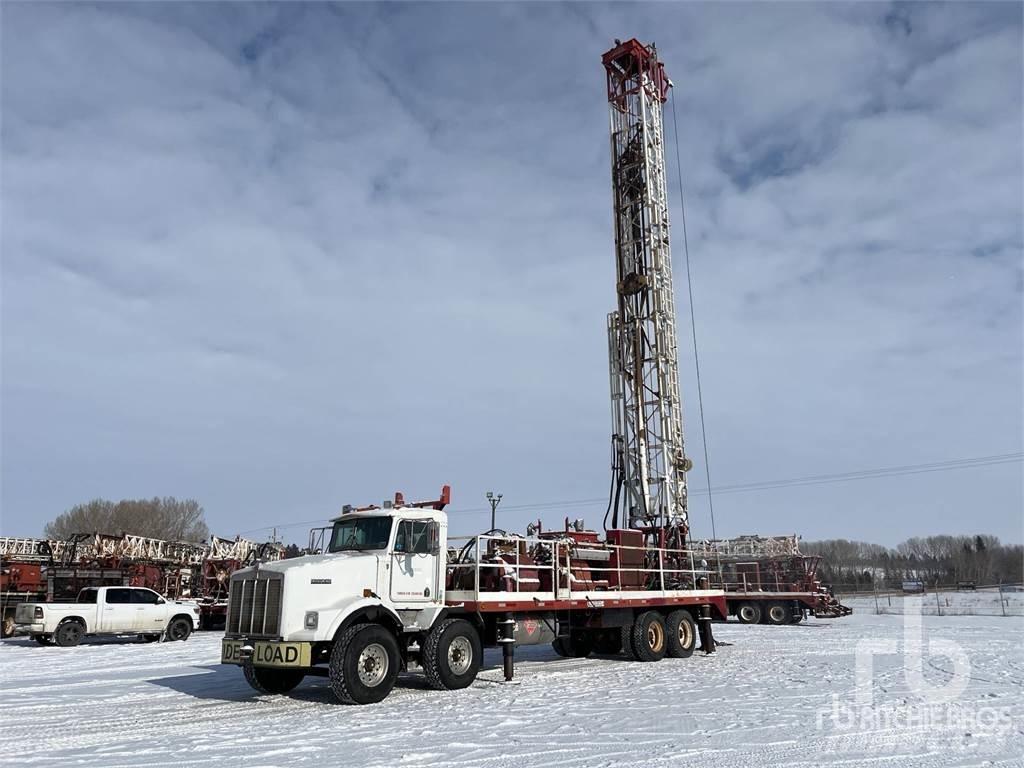 Kenworth T800 Truck mounted drill rig