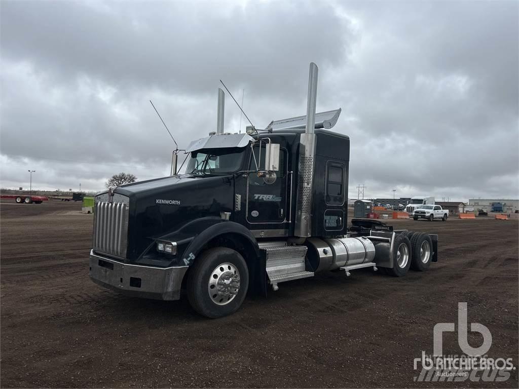 Kenworth T800 Prime Movers