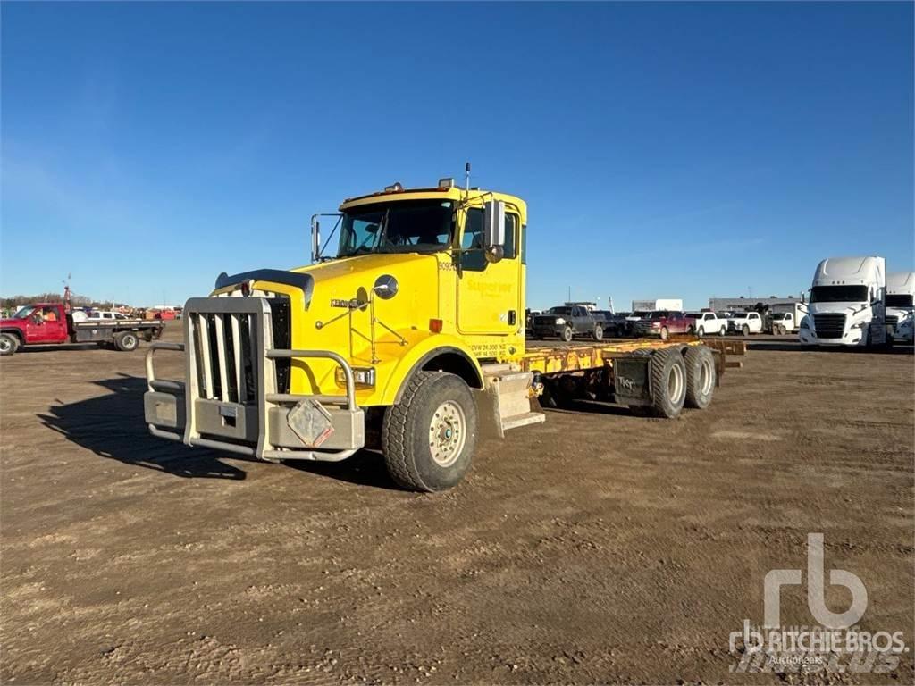 Kenworth T800 Chassis Cab trucks