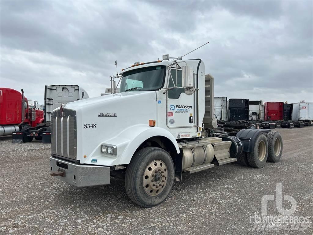 Kenworth T800 Prime Movers