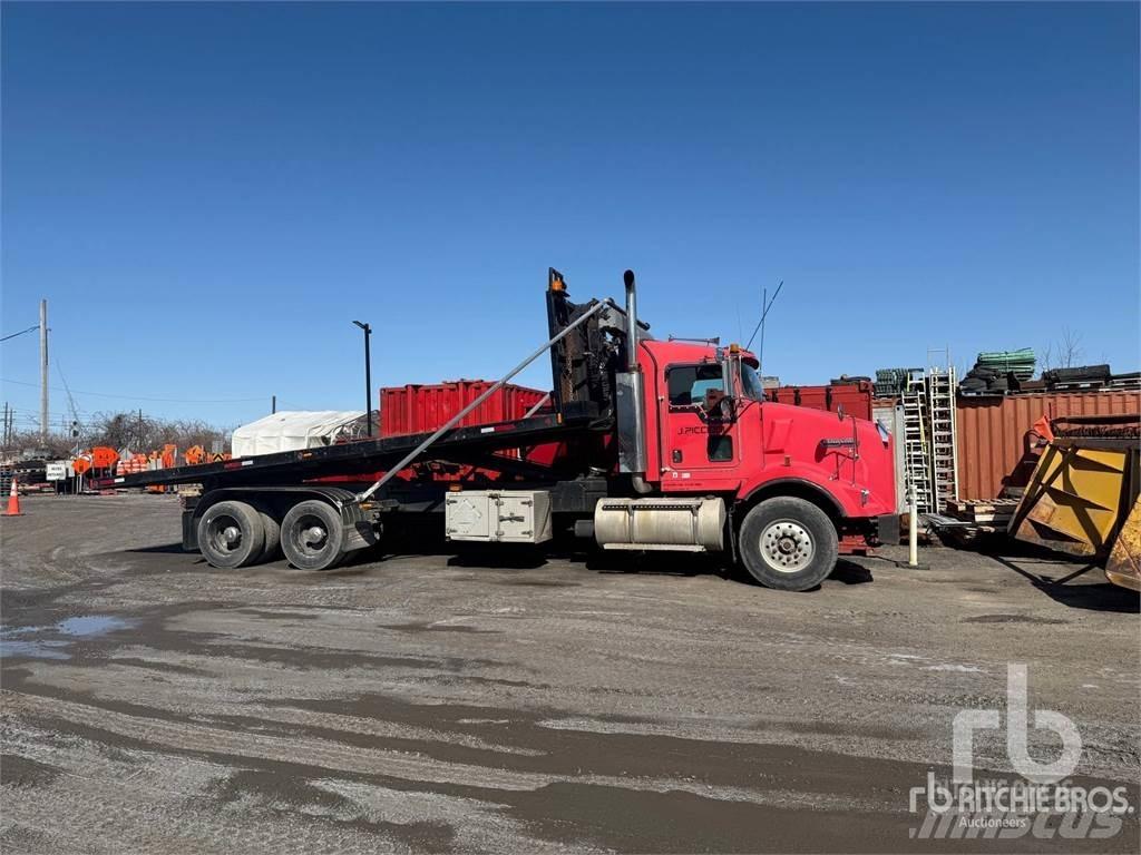 Kenworth T800 Demountable trucks
