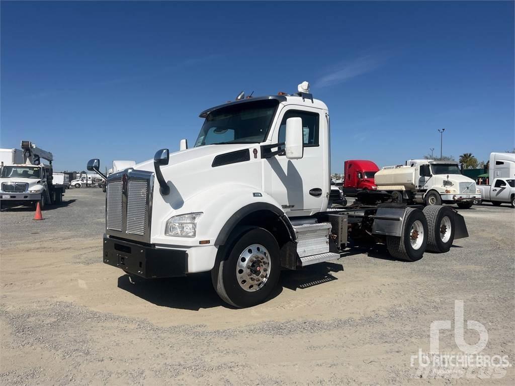 Kenworth T880 Prime Movers