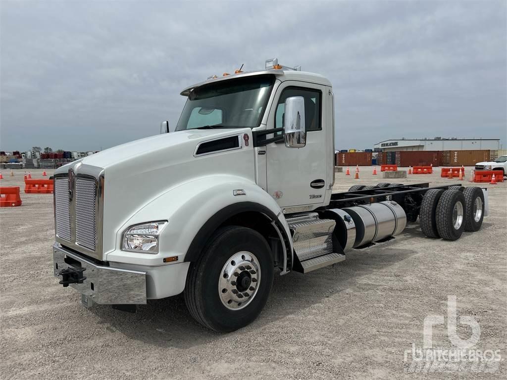 Kenworth T880 Chassis Cab trucks