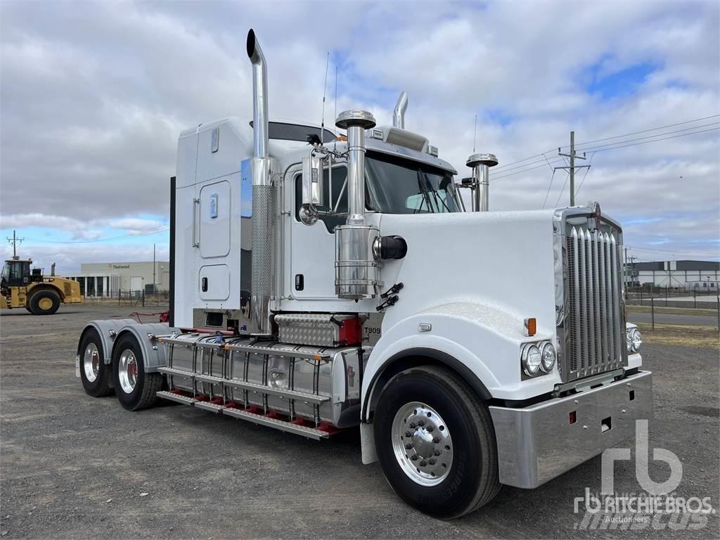 Kenworth T909 Prime Movers