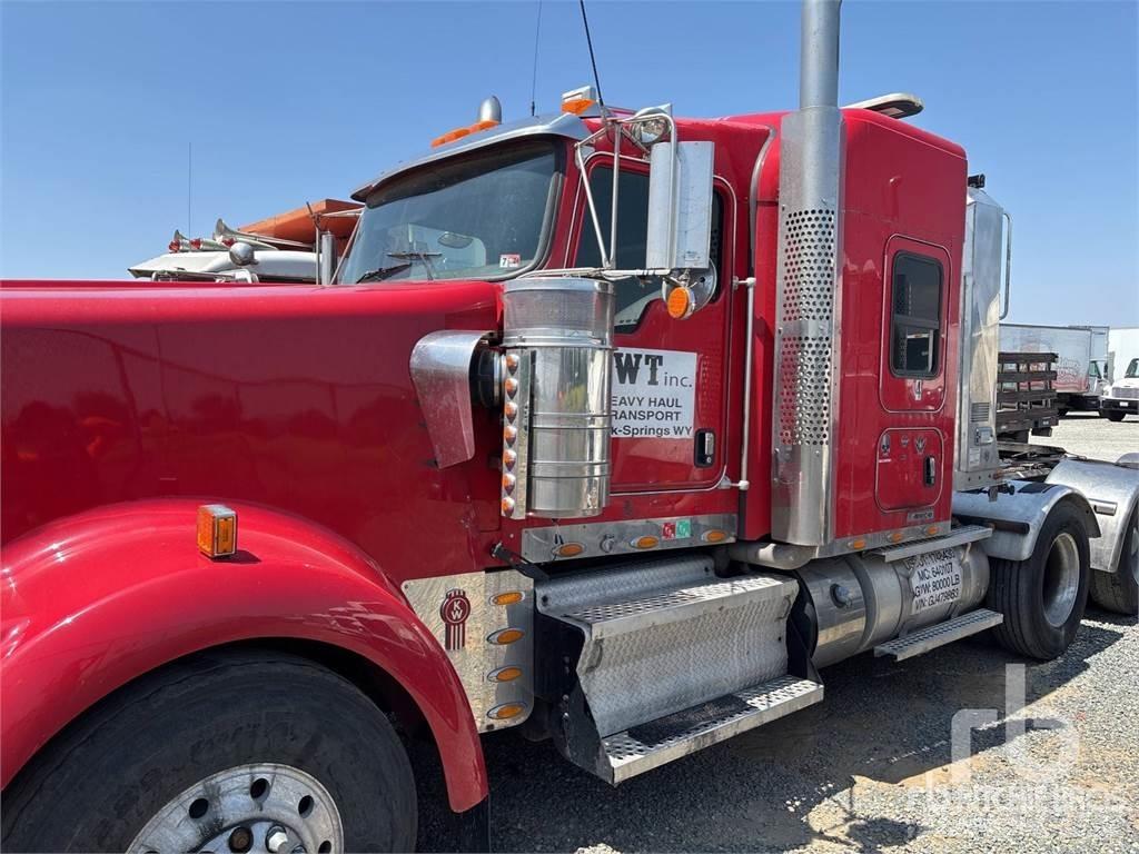 Kenworth W900 Prime Movers