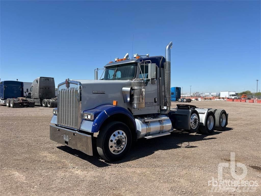 Kenworth W900 Prime Movers