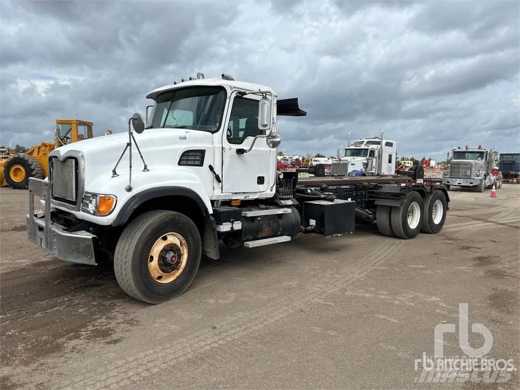 Mack CV713 Demountable trucks