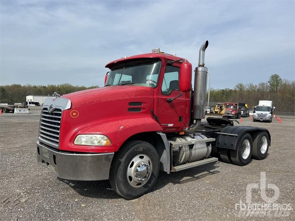 Mack CX613 Prime Movers