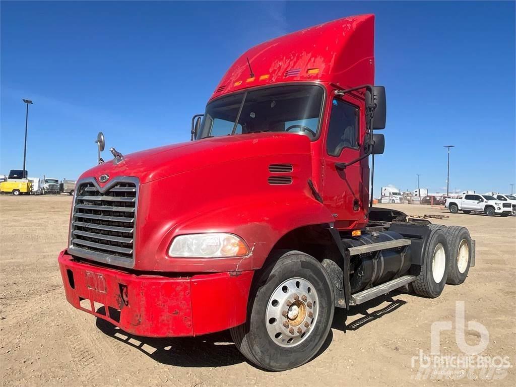Mack CX613 Prime Movers