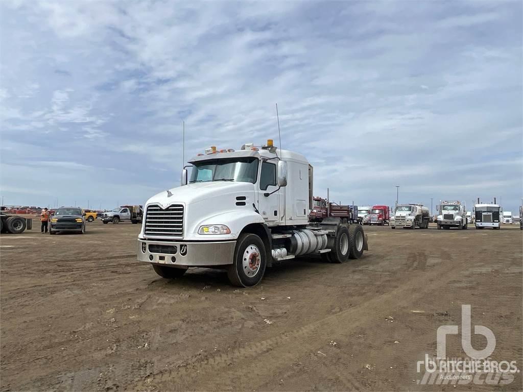 Mack CXU613 Prime Movers