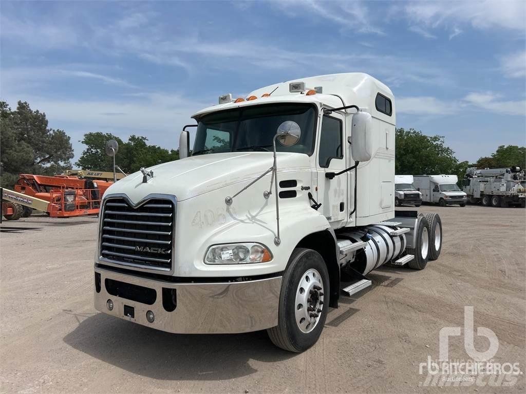 Mack CXU613 Prime Movers