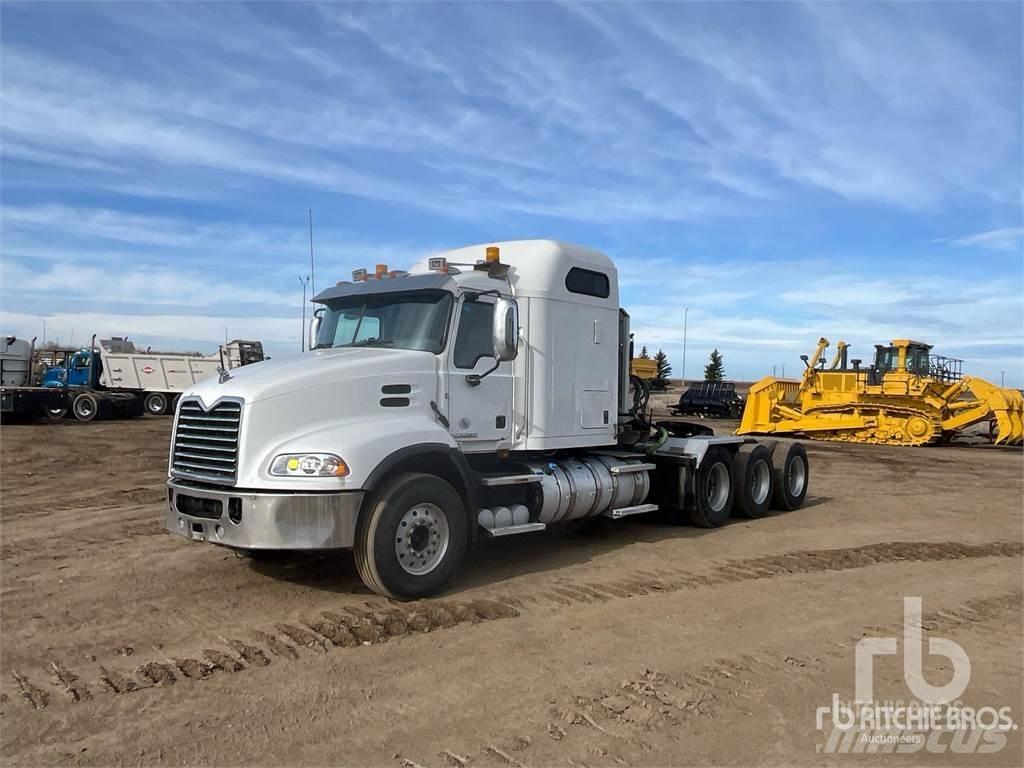 Mack CXU614 Prime Movers