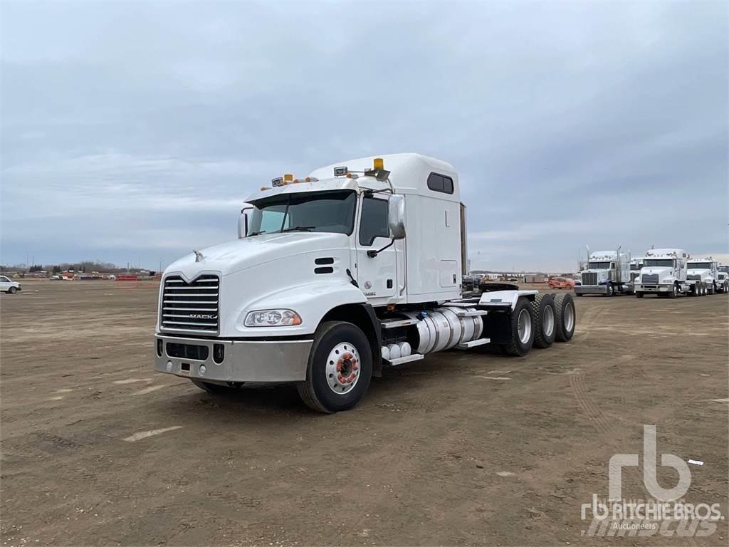 Mack CXU614 Prime Movers
