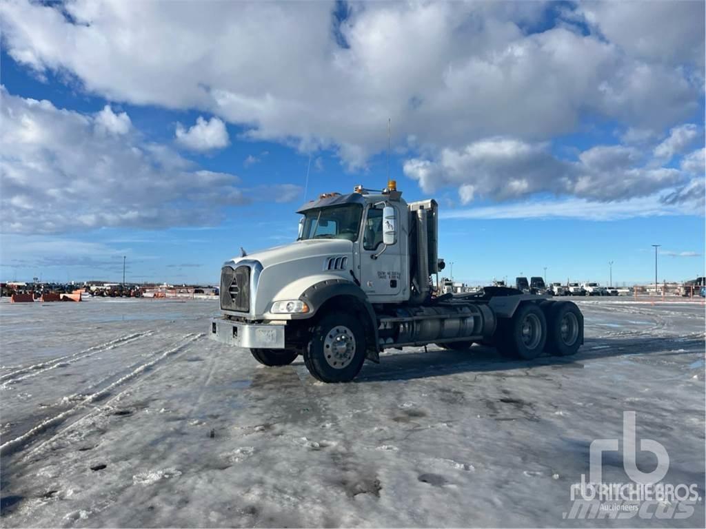 Mack GRANITE Prime Movers