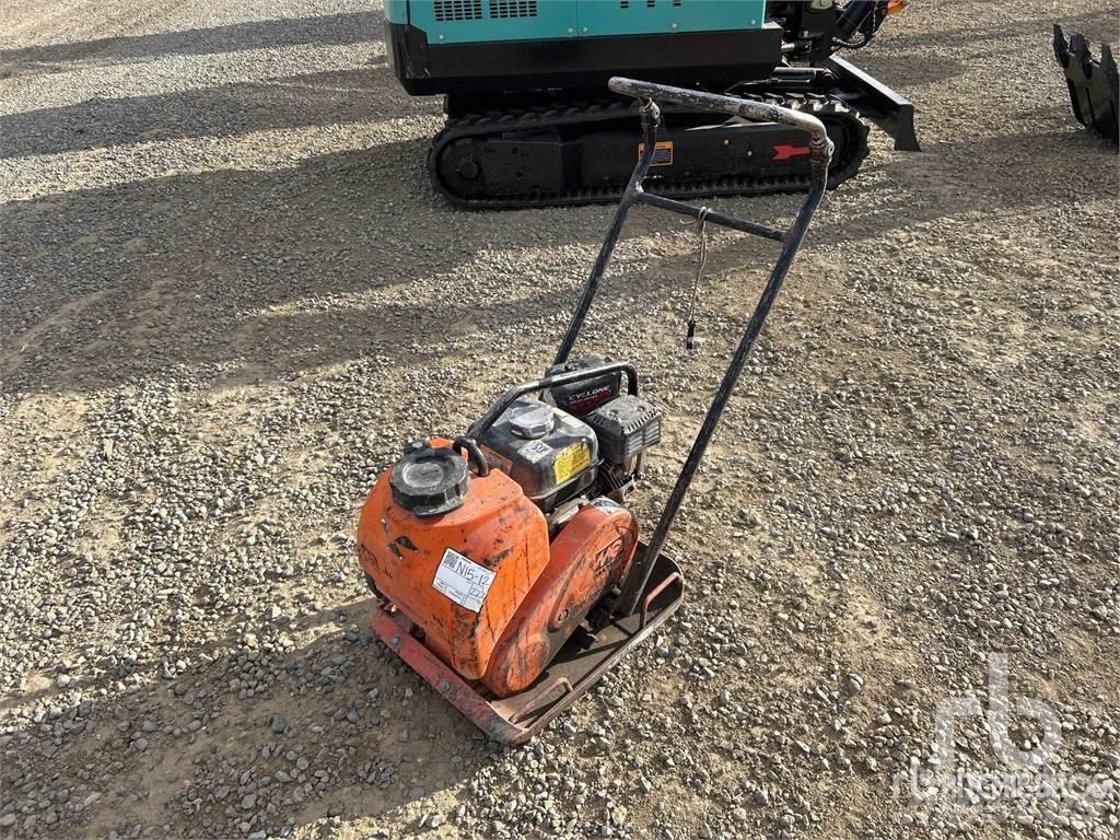 Mikasa MVC88 Plate compactors
