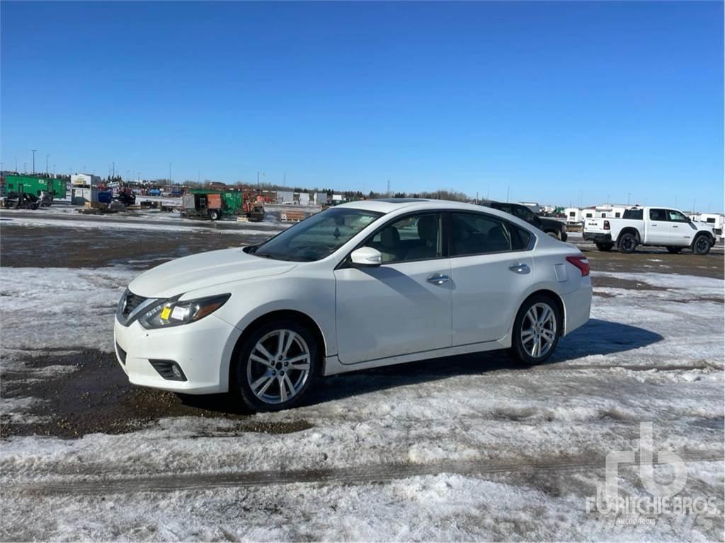 Nissan ALTIMA Cars