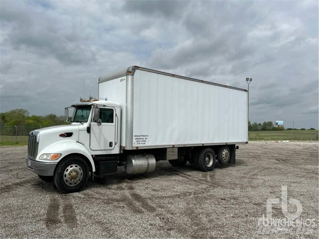 Peterbilt 335 Municipal / general purpose vehicles
