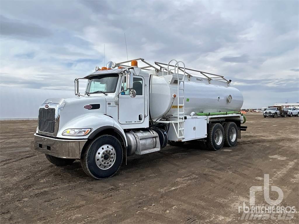 Peterbilt 348 Water bowser
