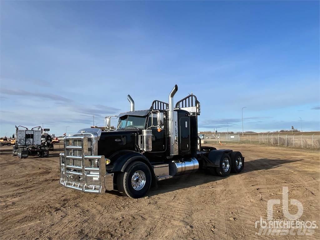 Peterbilt 367 Prime Movers