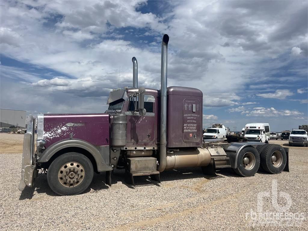 Peterbilt 379 Prime Movers