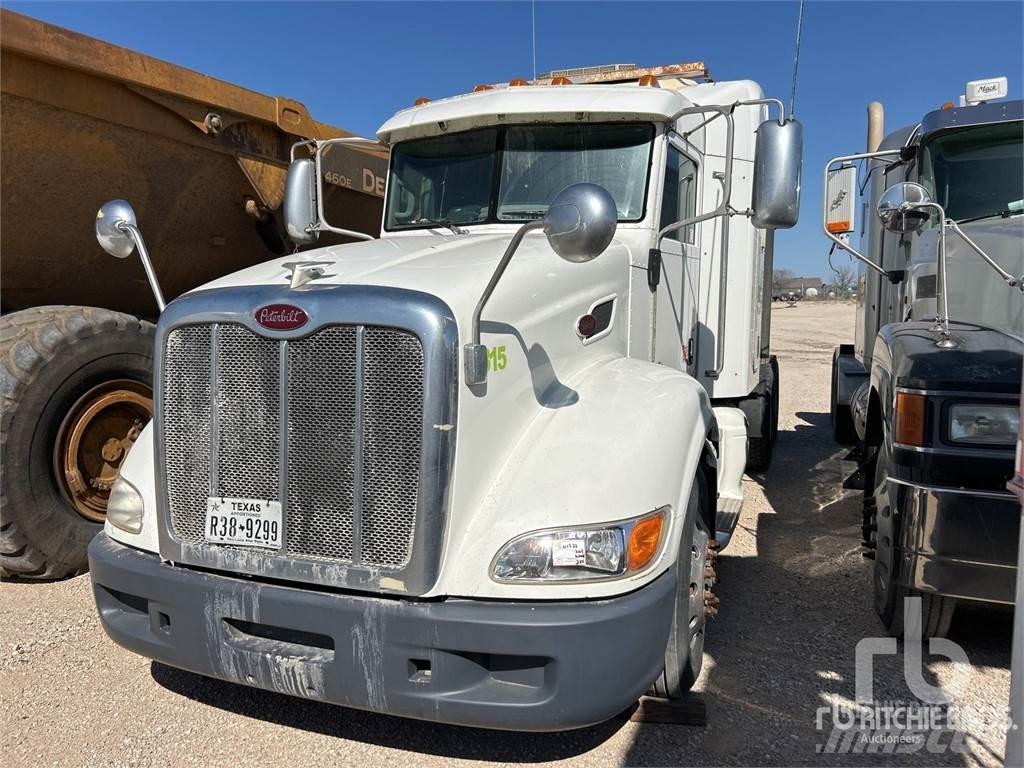 Peterbilt 386 Prime Movers