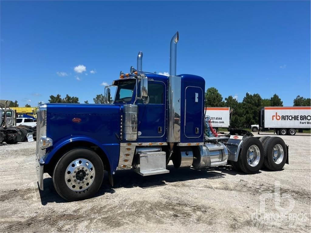 Peterbilt 389 Prime Movers
