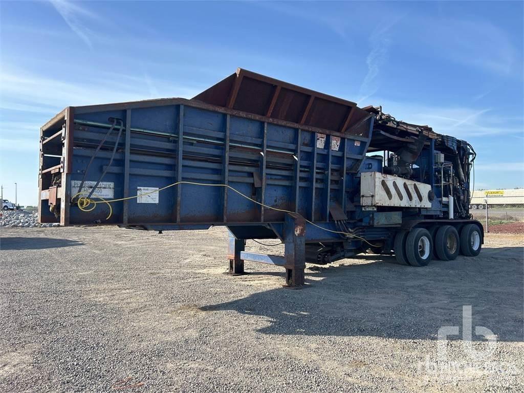 Peterson 4400B Waste Shredders