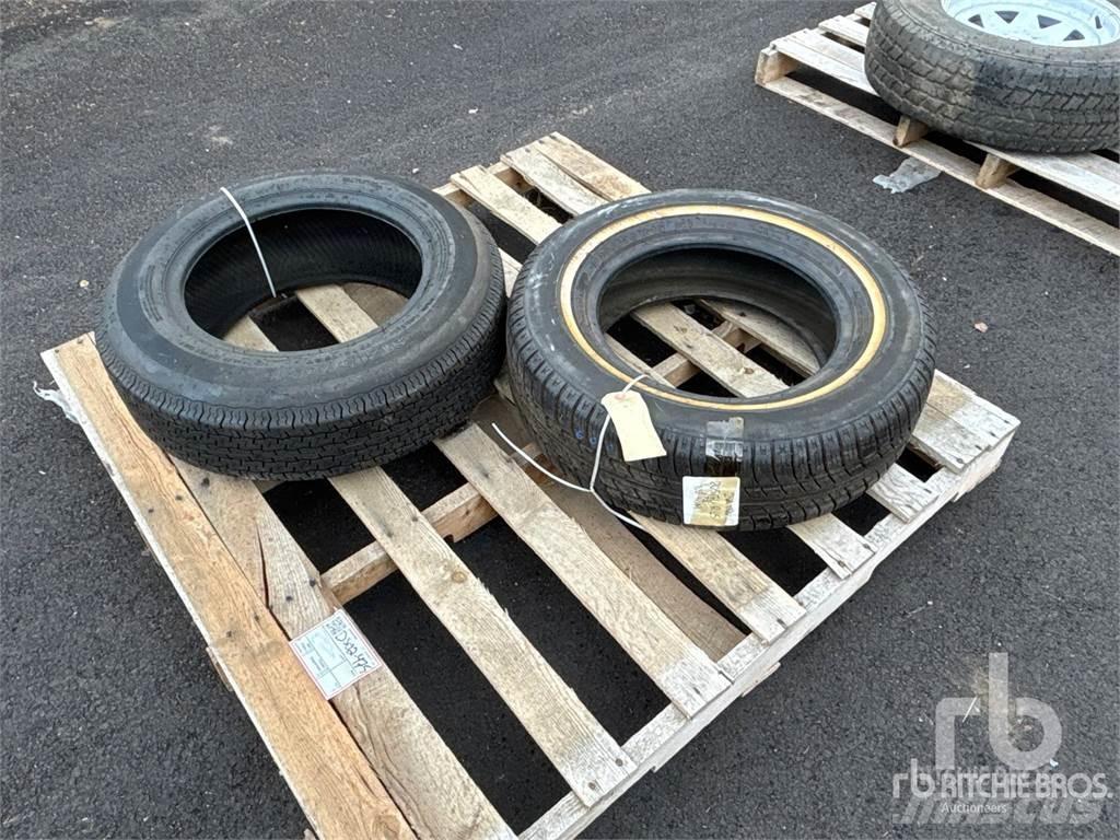  Quantity of (2) Tyres, wheels and rims
